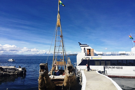 Day Cruise on the Lake Titicaca by Catamaraan from La Paz photo 2